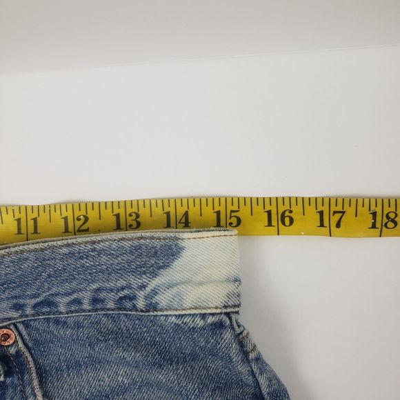 The Laundry Room Bleached Denim Texas Flag Shorts Sz M Redone Levis 615 - Picture 10 of 12